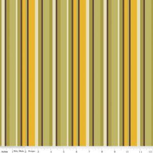 Giraffe Crossing Green Stripe