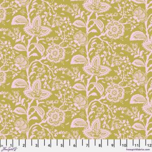 Parisville Dj Vu French Lace in Hazelnut