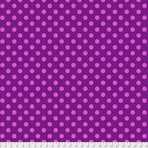 Tulas True Colors Pom Poms in Foxglove